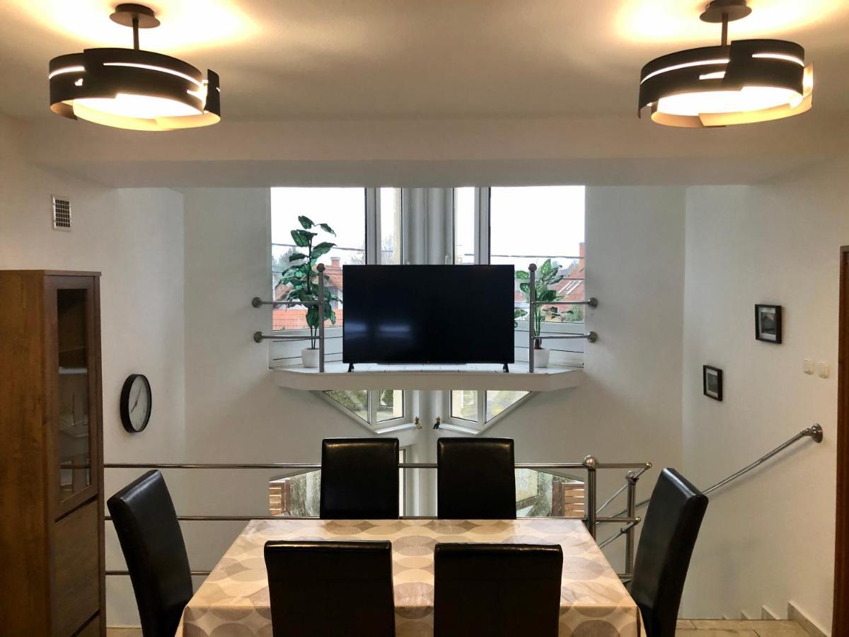 Mol-Ker-Vill Apartment Lenti Zewnętrze zdjęcie