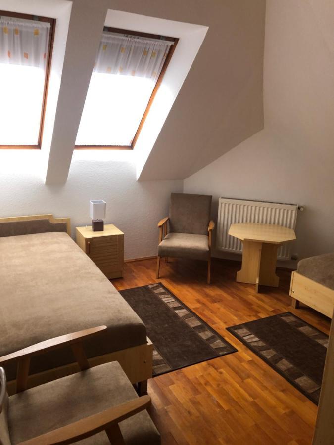 Mol-Ker-Vill Apartment Lenti Zewnętrze zdjęcie