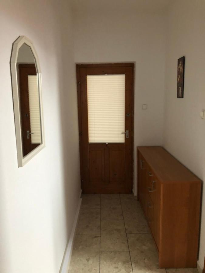 Mol-Ker-Vill Apartment Lenti Zewnętrze zdjęcie