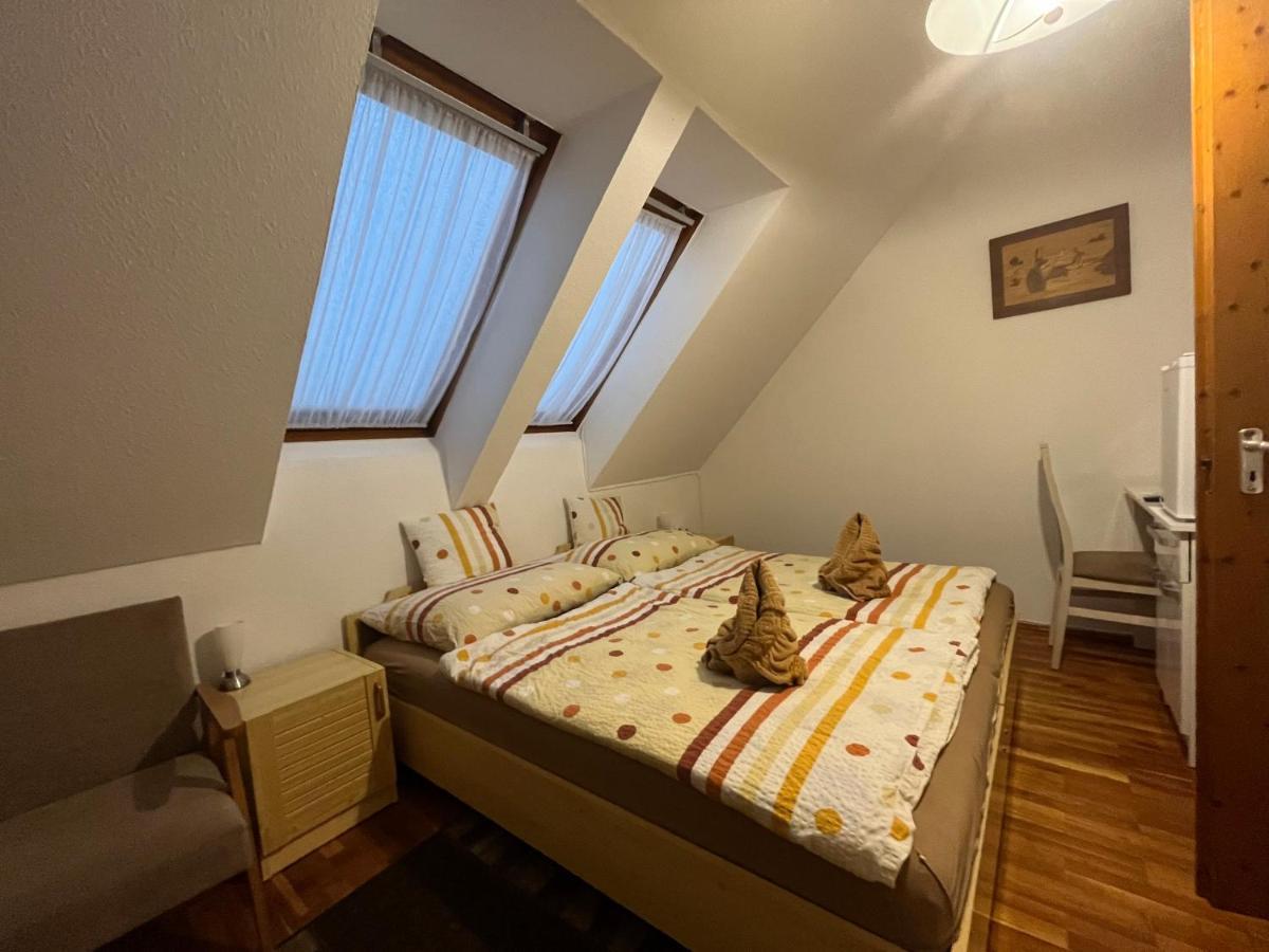 Mol-Ker-Vill Apartment Lenti Zewnętrze zdjęcie