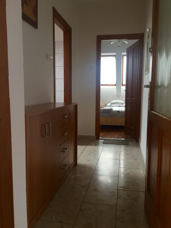 Mol-Ker-Vill Apartment Lenti Zewnętrze zdjęcie